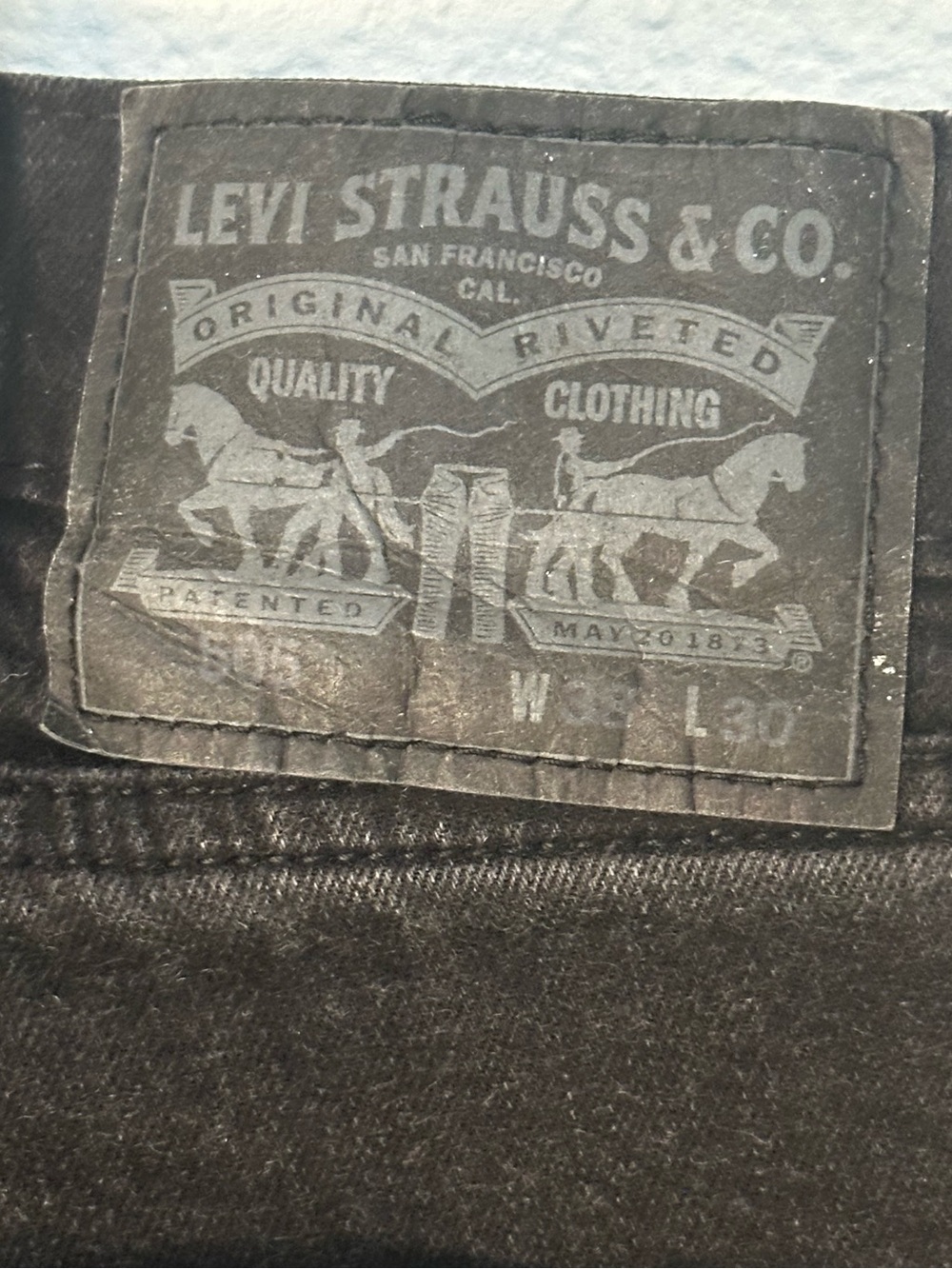 Levi’s Men’s Black Jeans Size 38x30 Straight Leg Denim - Picture 3 of 7